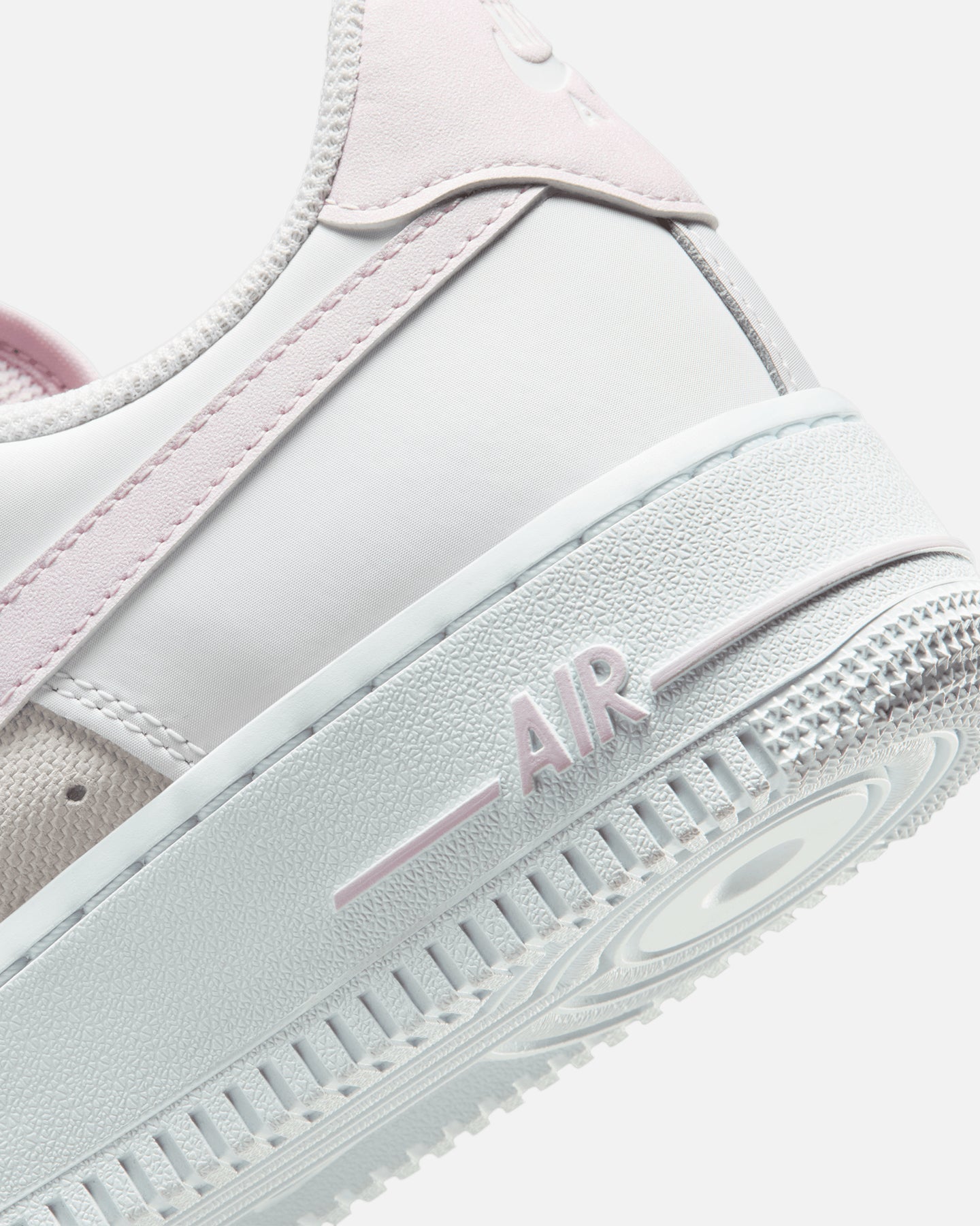 Nike Women's Air Force 1 '07 SE White