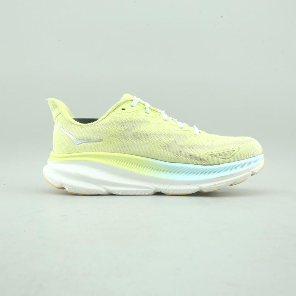 HOKA ONE ONE CLIFTON 9