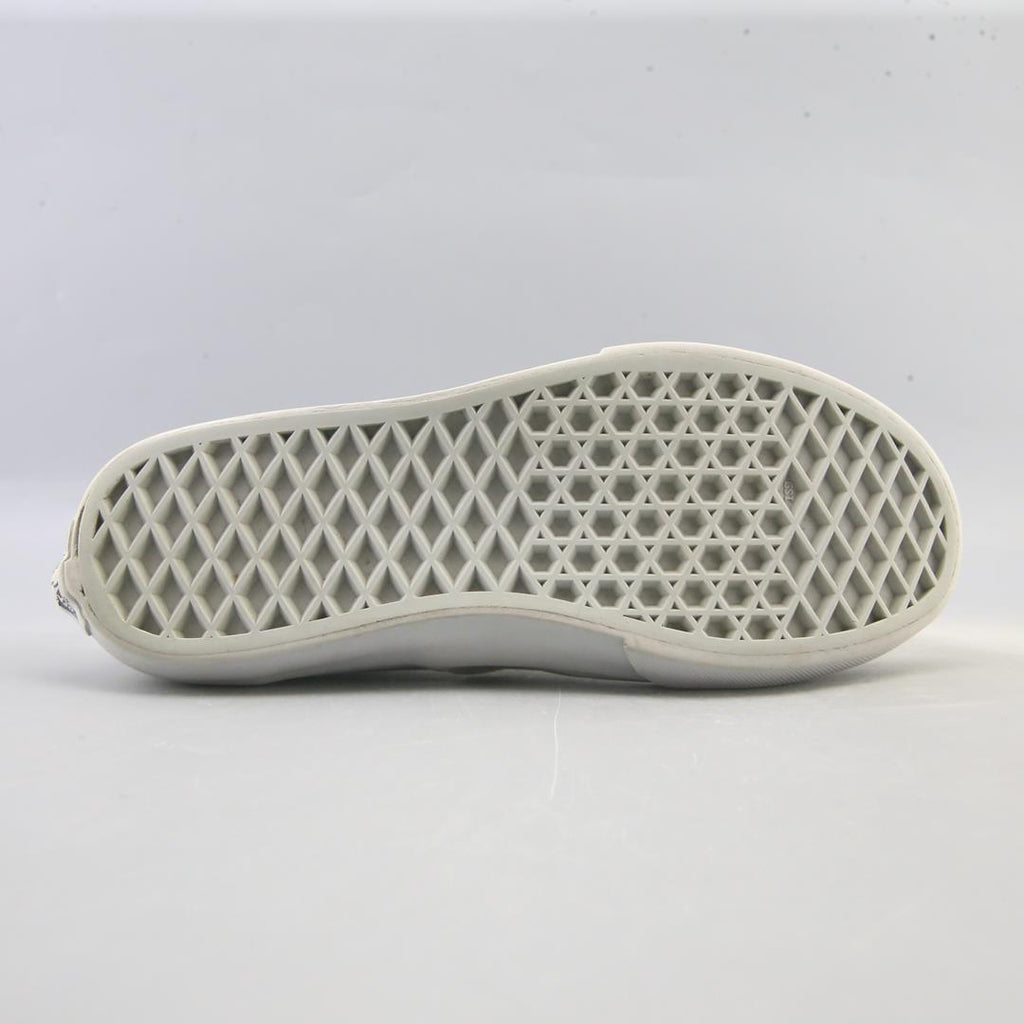 VANS AUTHENTIC