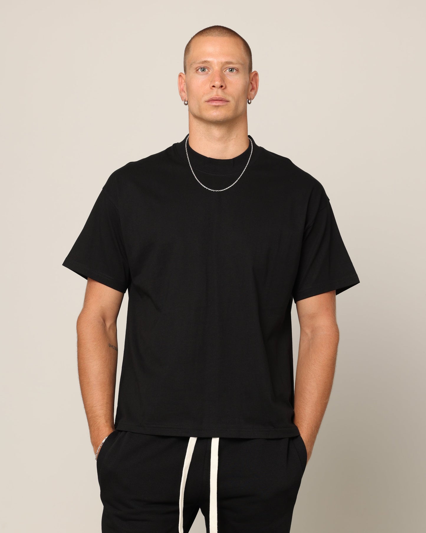 Carré Blanc T-Shirt Black