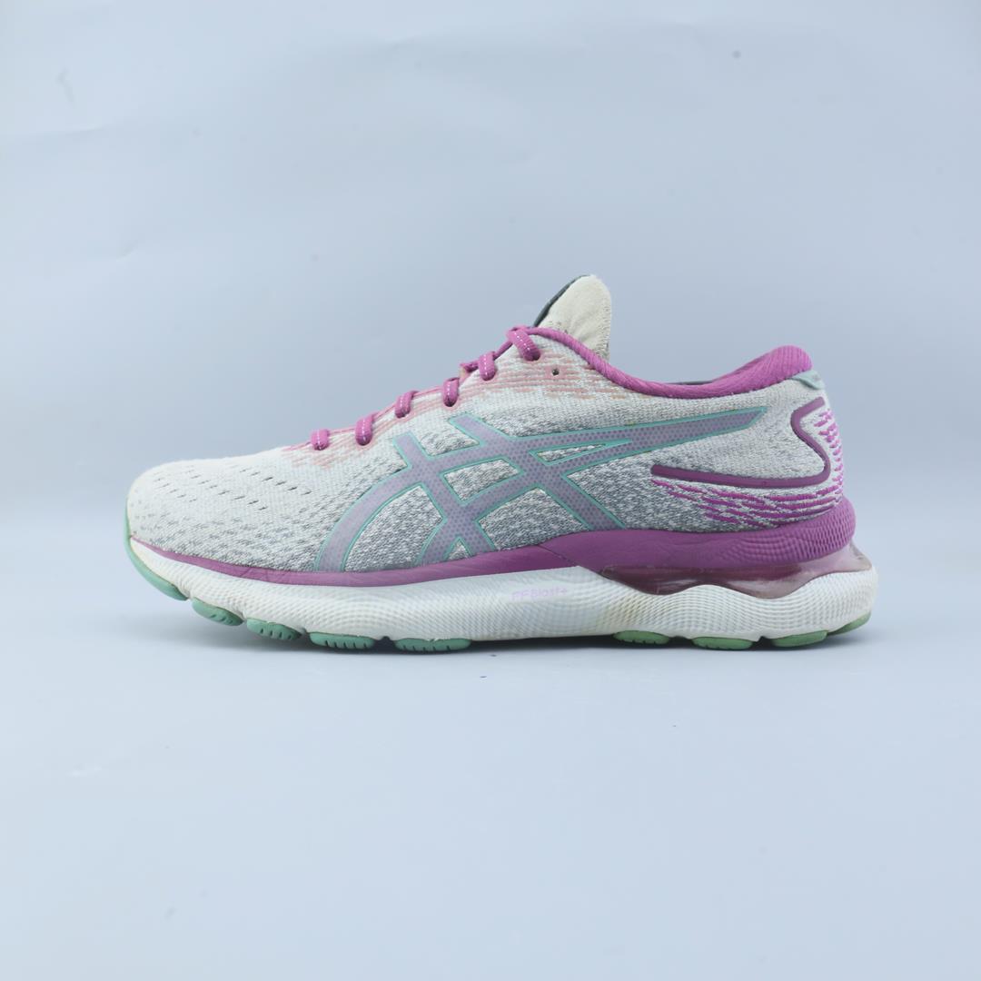 ASICS GEL-NIMBUS 24