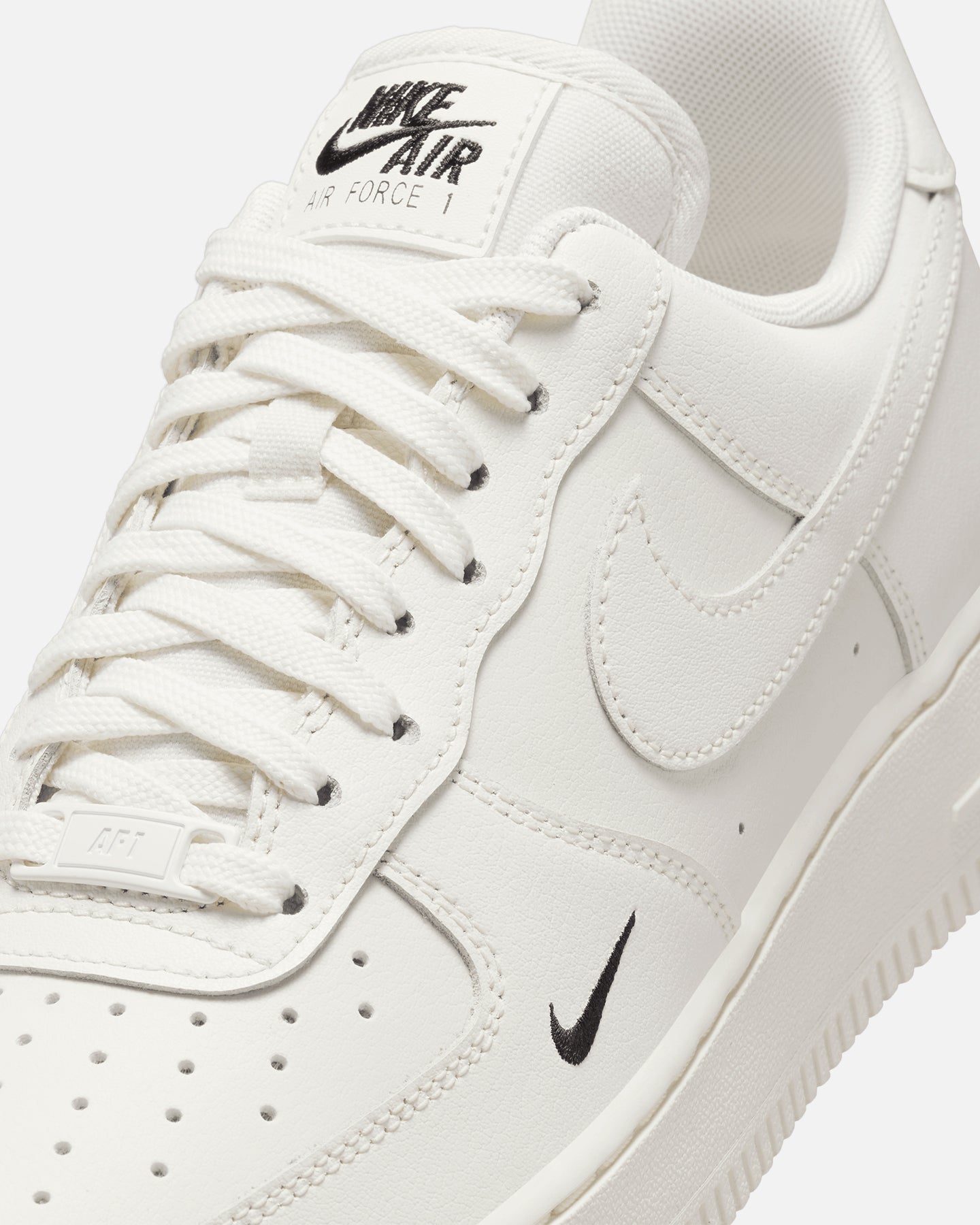 Nike Women's Air Force 1 '07 Essential Sail/Sail