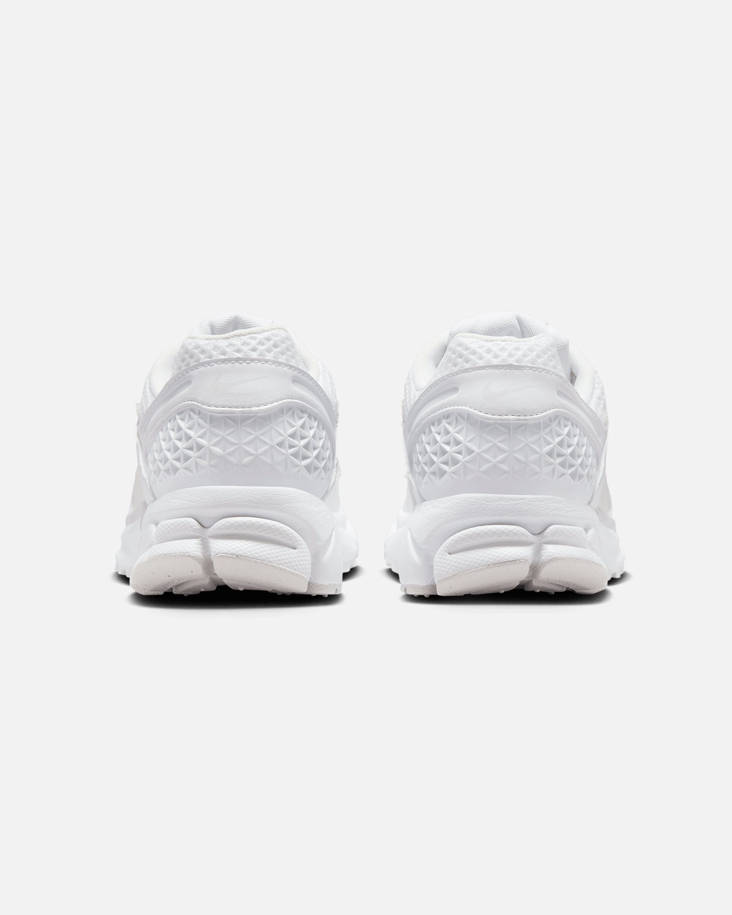 Nike Women's Zoom Vomero 5 White/White