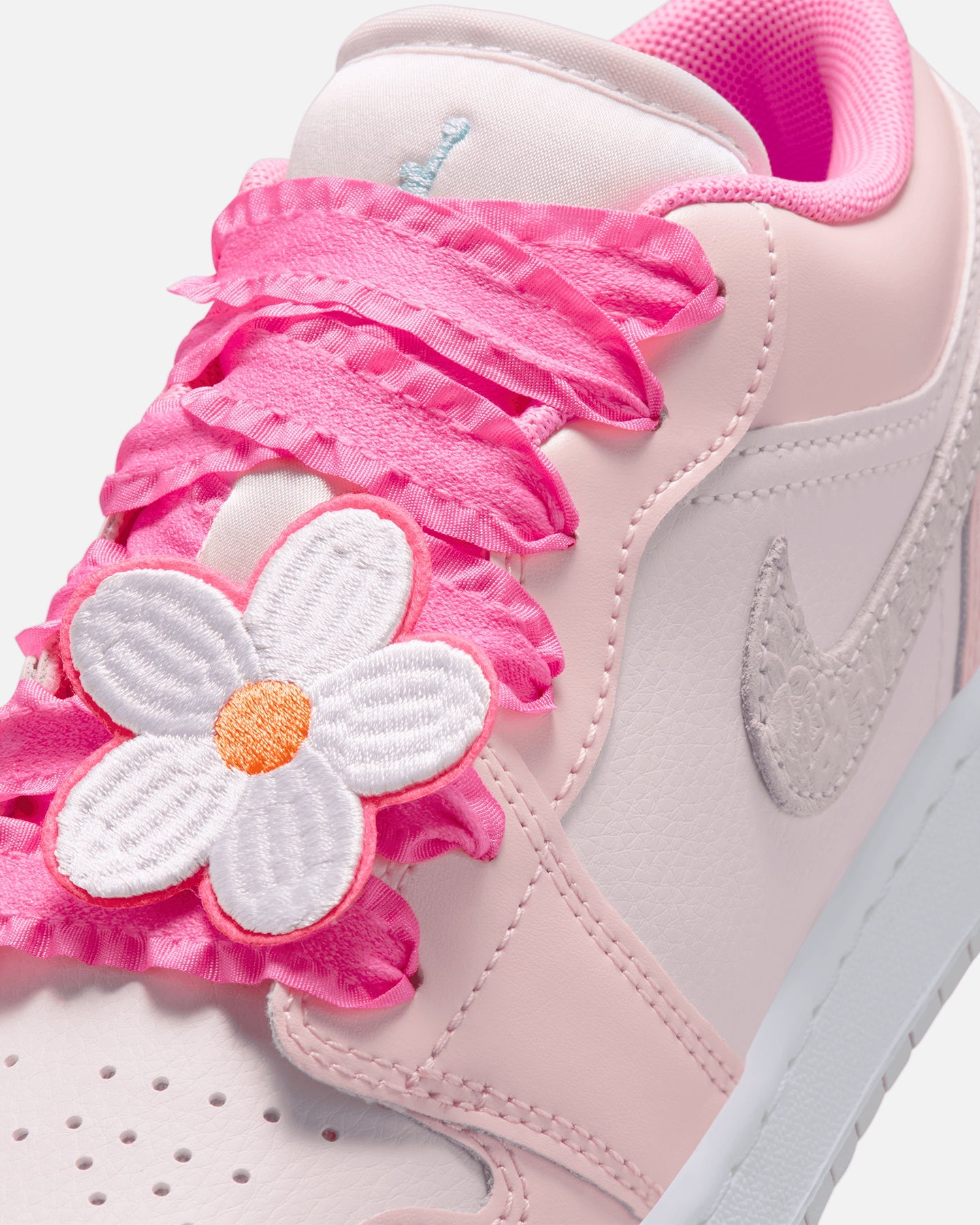 Jordan Kids' Air Jordan 1 Low SE (GS) Pink
