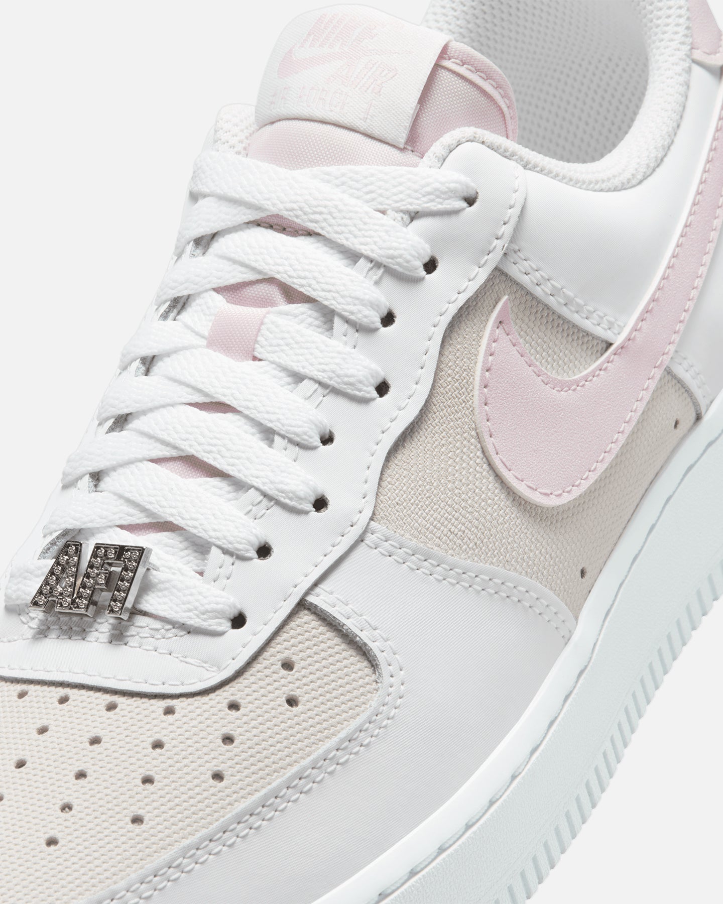 Nike Women's Air Force 1 '07 SE White