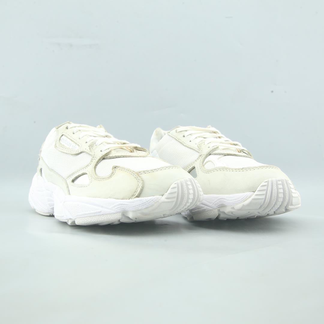 ADIDAS FALCON