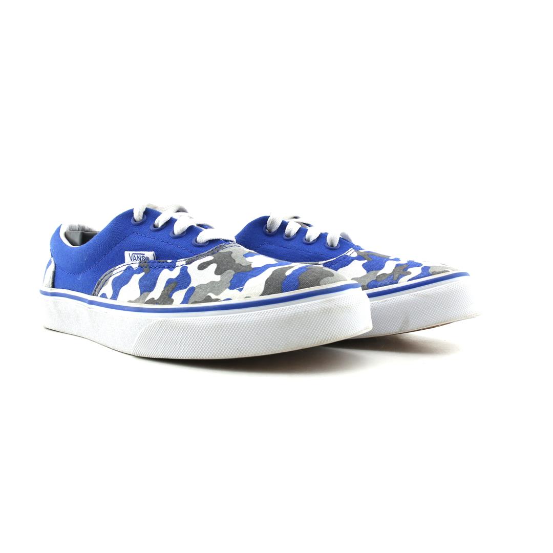 VANS AUTHENTIC