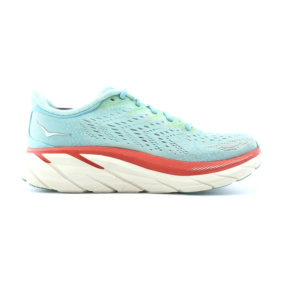HOKA ONE ONE CLIFTON 8