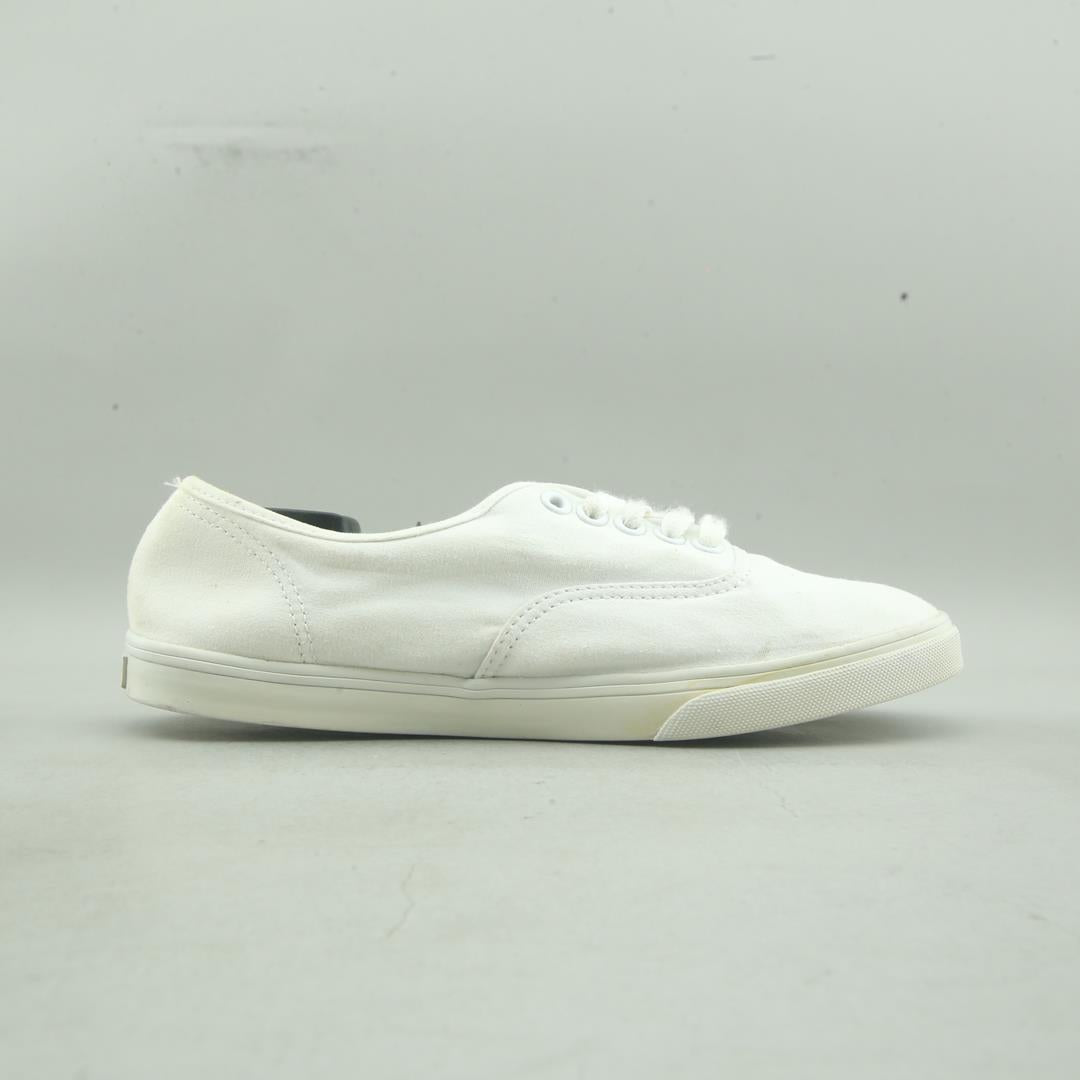 VANS AUTHENTIC