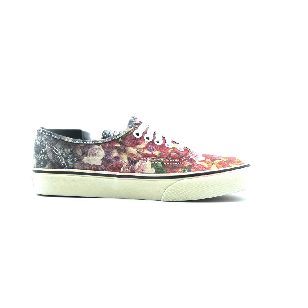 VANS AUTHENTIC