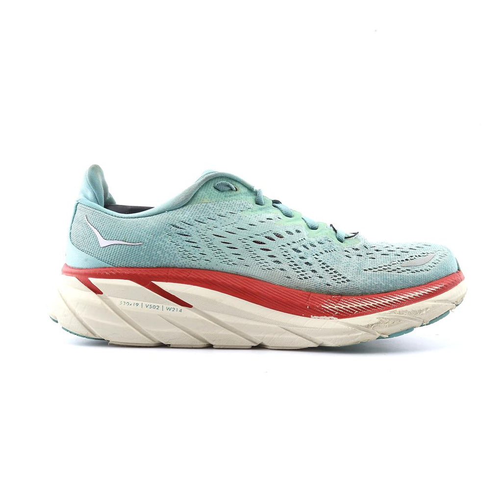 HOKA ONE ONE CLIFTON 8