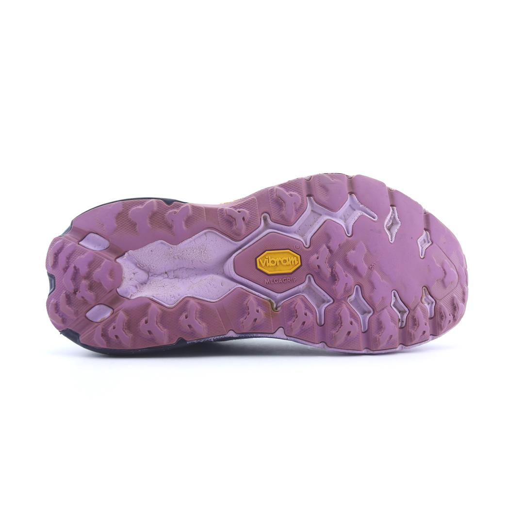 HOKA ONE ONE SPEEDGOAT 5