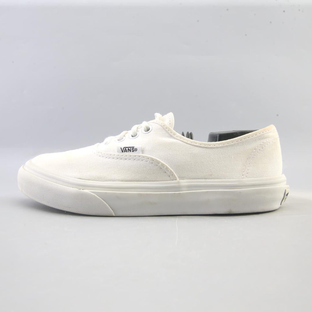 VANS AUTHENTIC