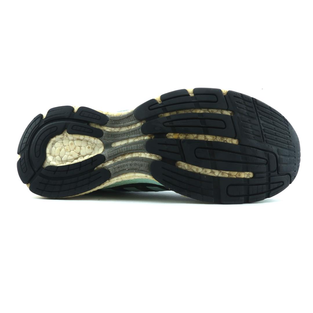 ADIDAS GLIDE BOOST