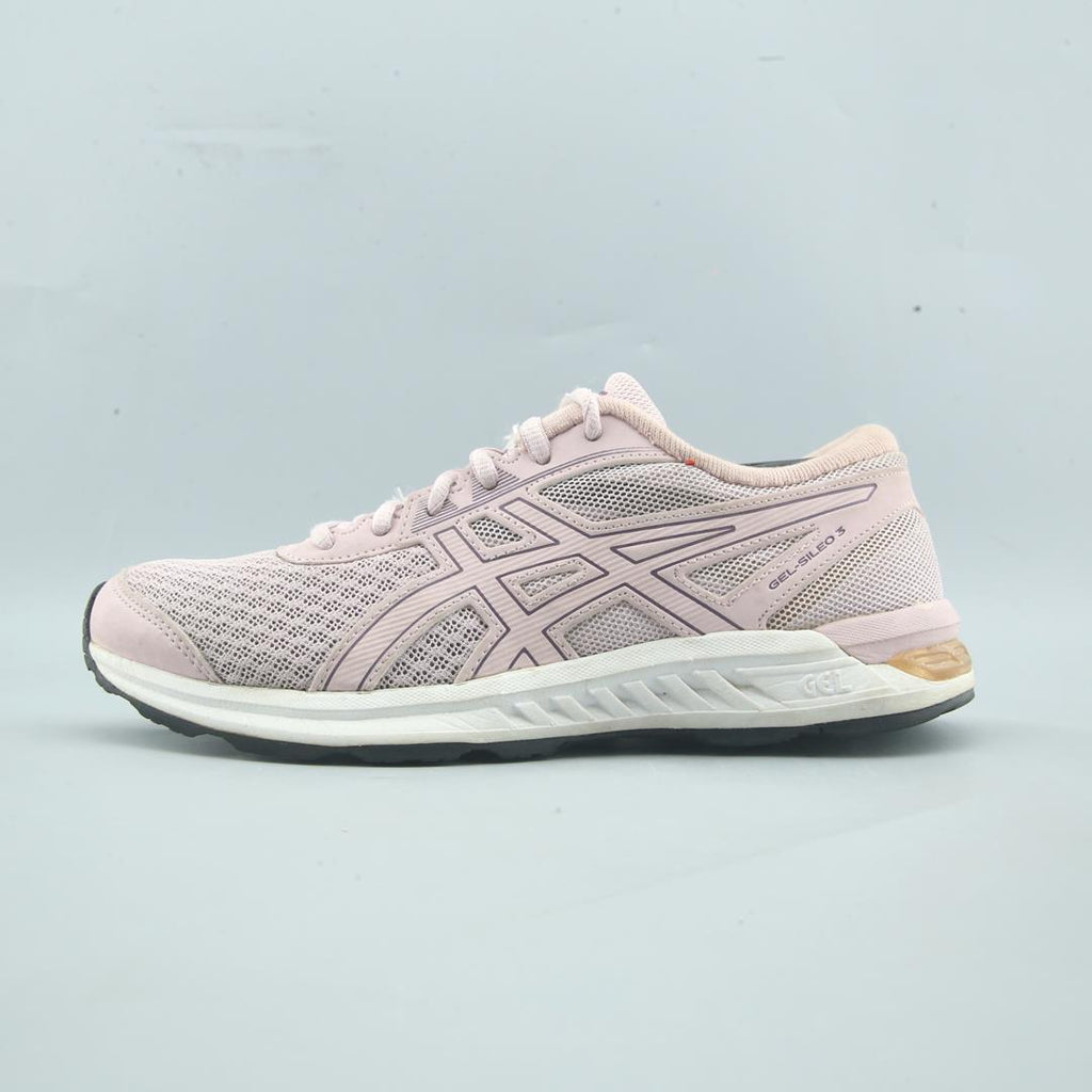 ASICS  GEL-SILEO 3