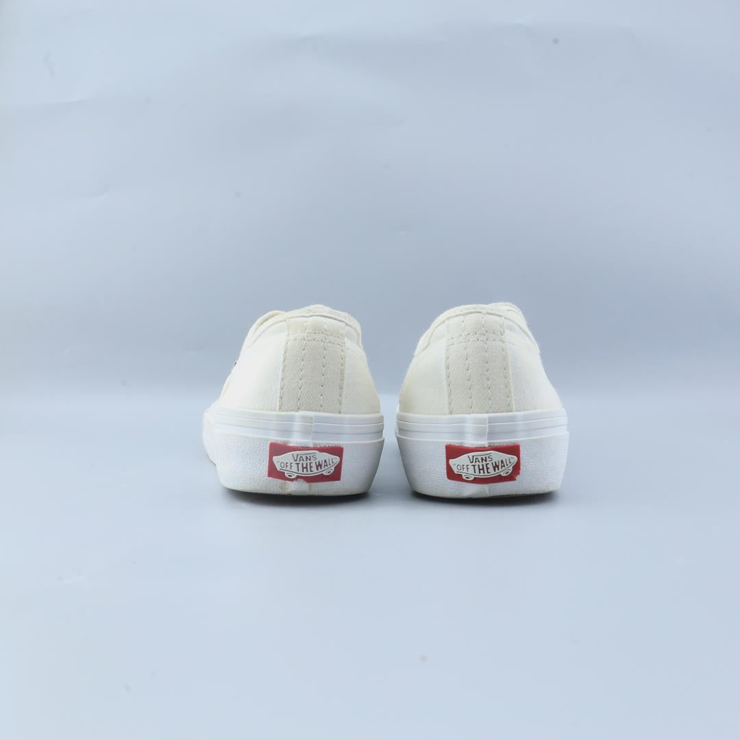 VANS AUTHENTIC UC