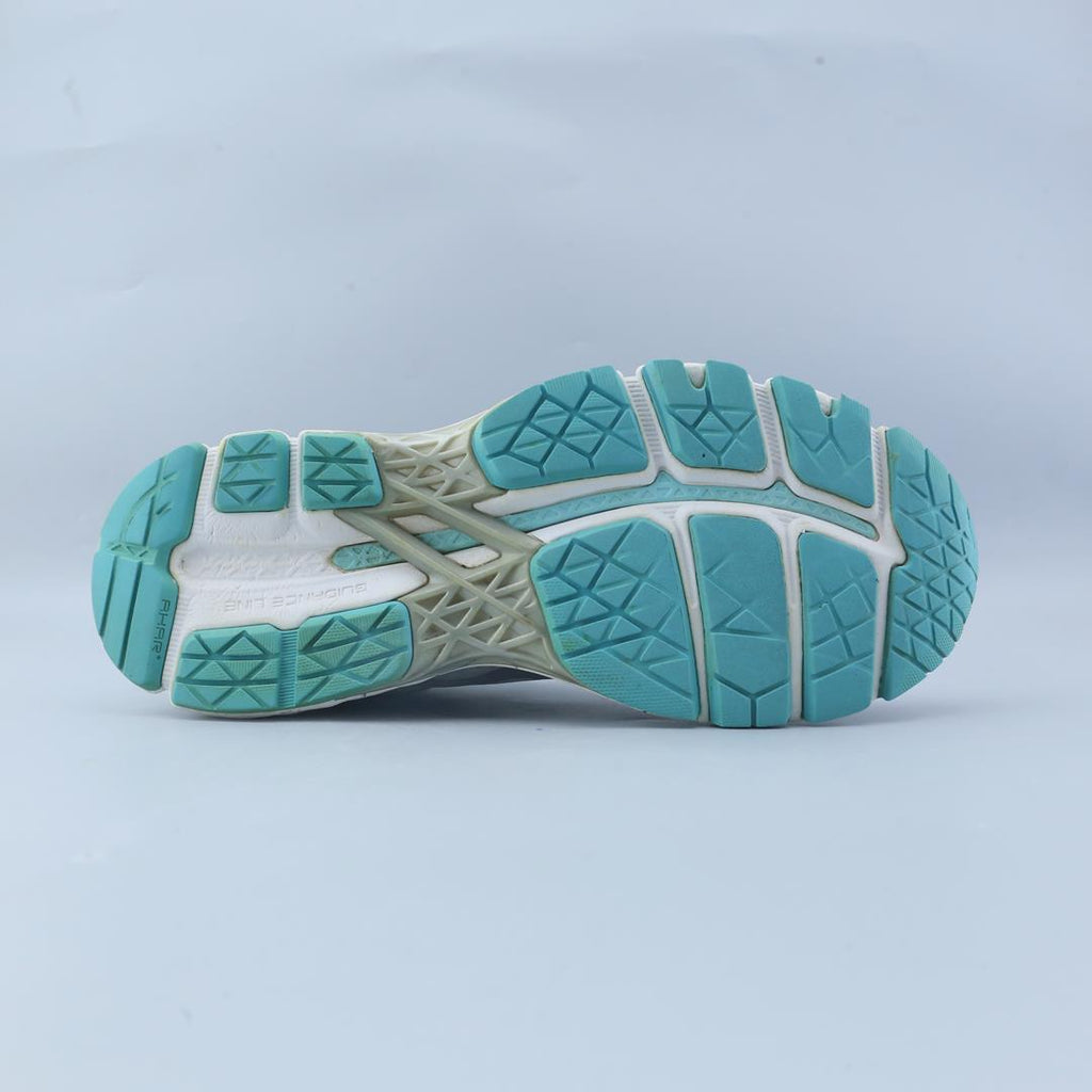 ASICS GEL KAYANO 22