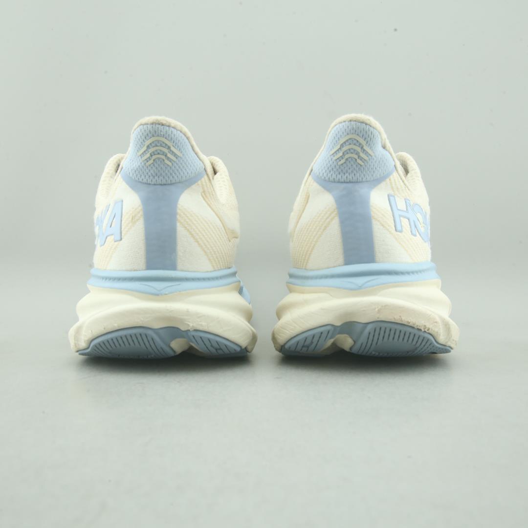 HOKA ONE ONE CLIFTON 9
