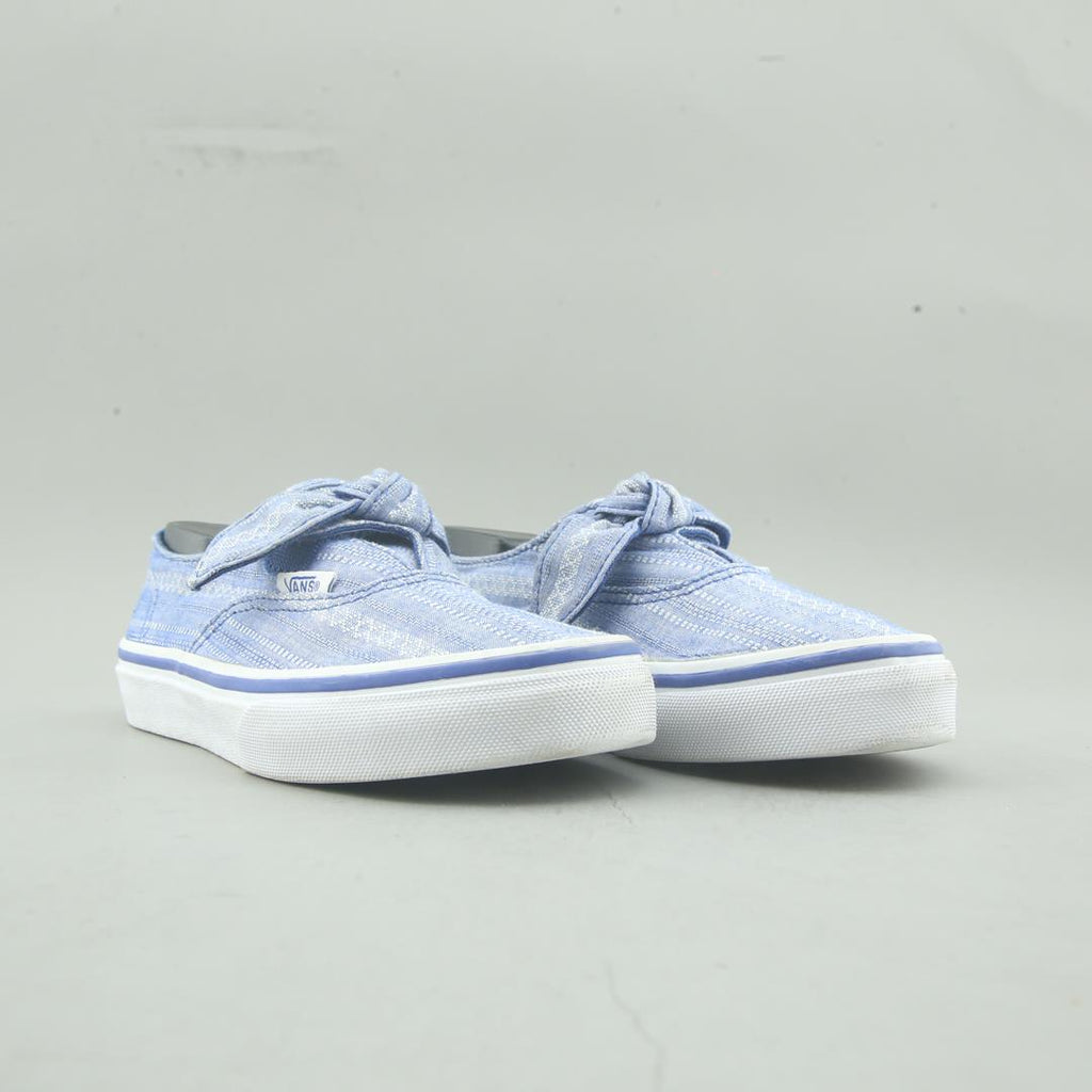 VANS AUTHENTIC