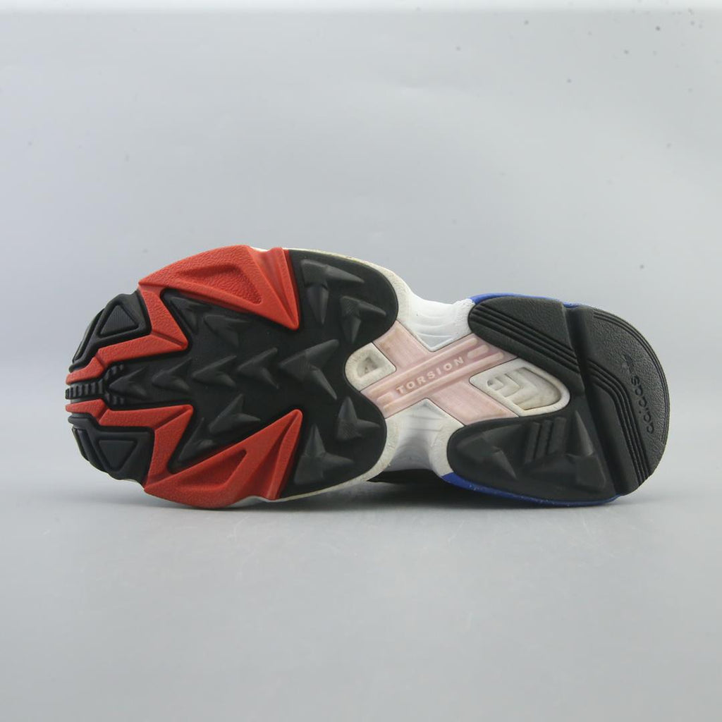 ADIDAS FALCON