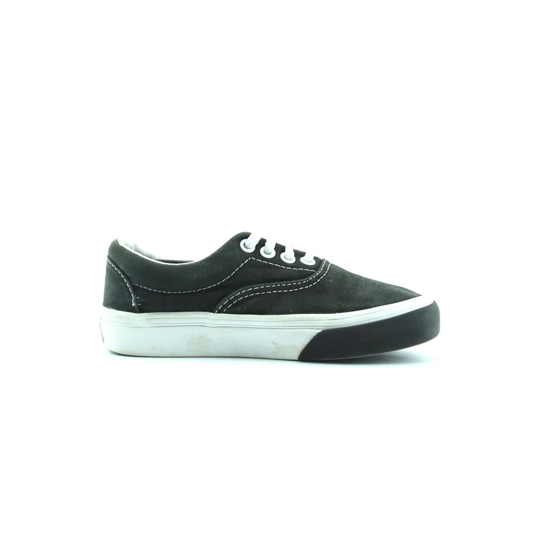 VANS AUTHENTIC