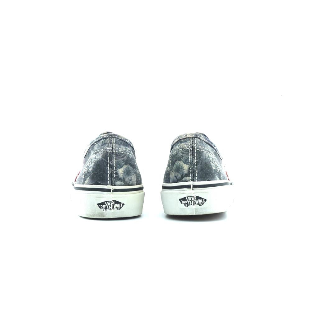 VANS AUTHENTIC