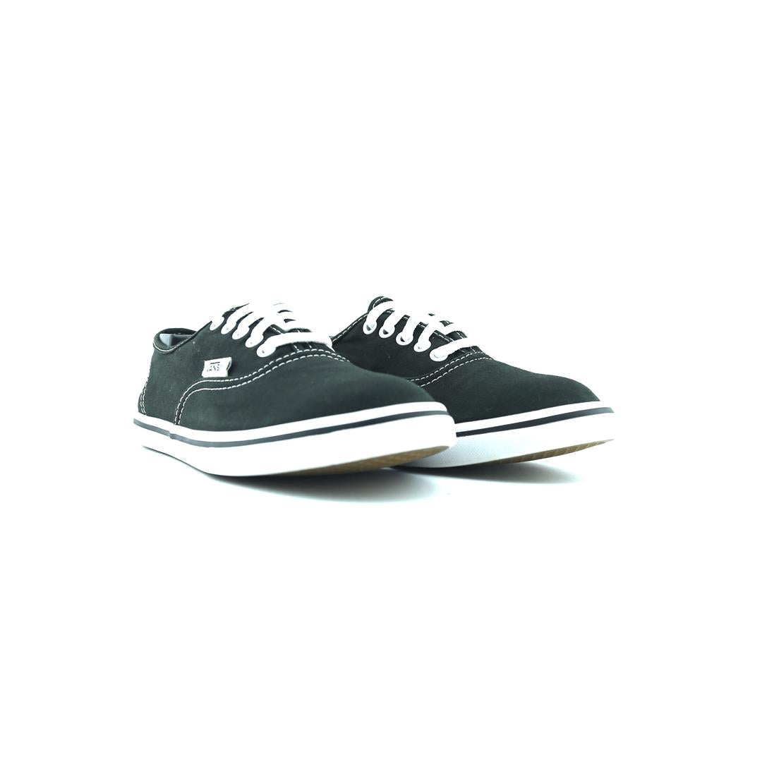 VANS AUTHENTIC