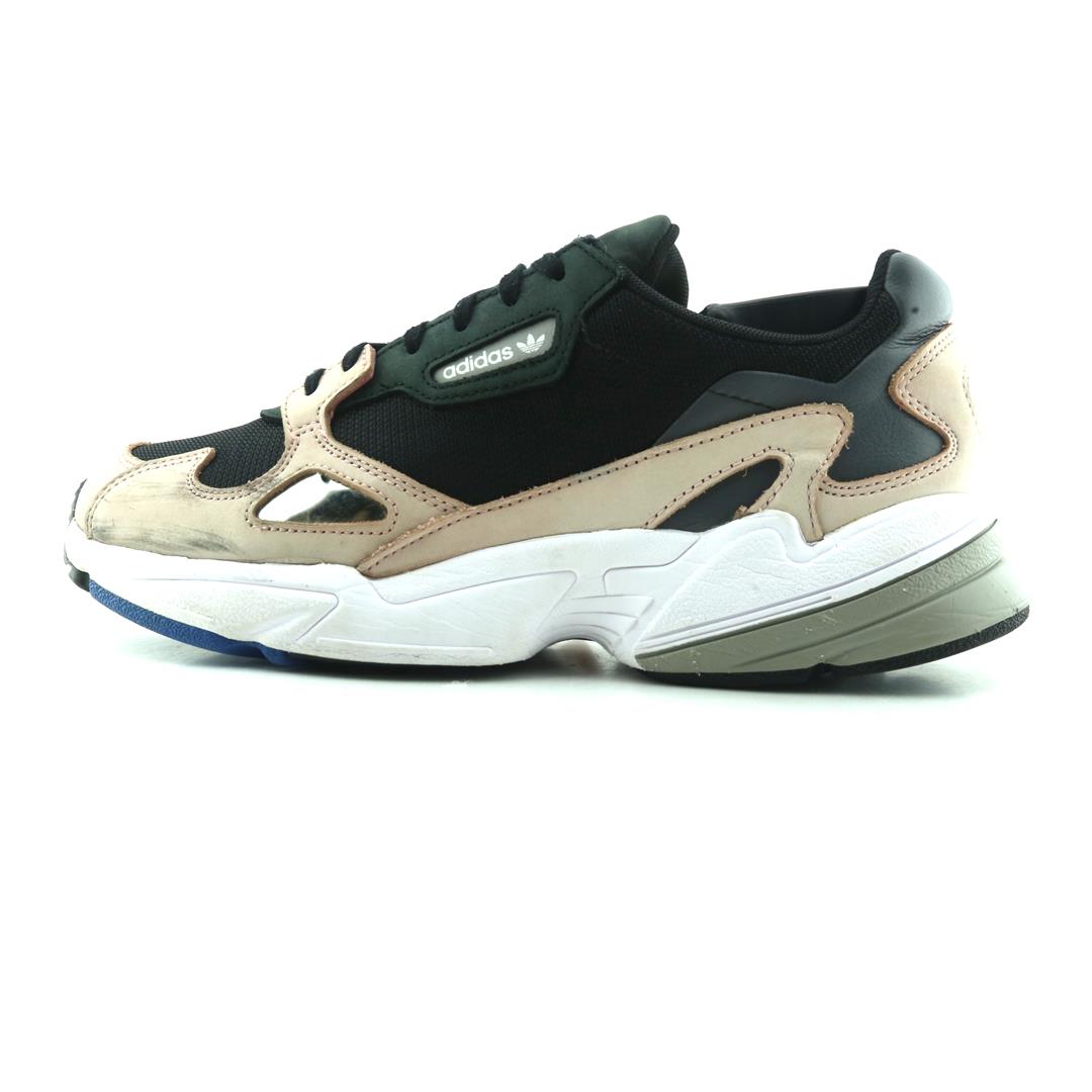 ADIDAS FALCON