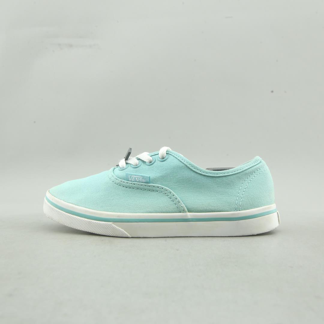 VANS AUTHENTIC