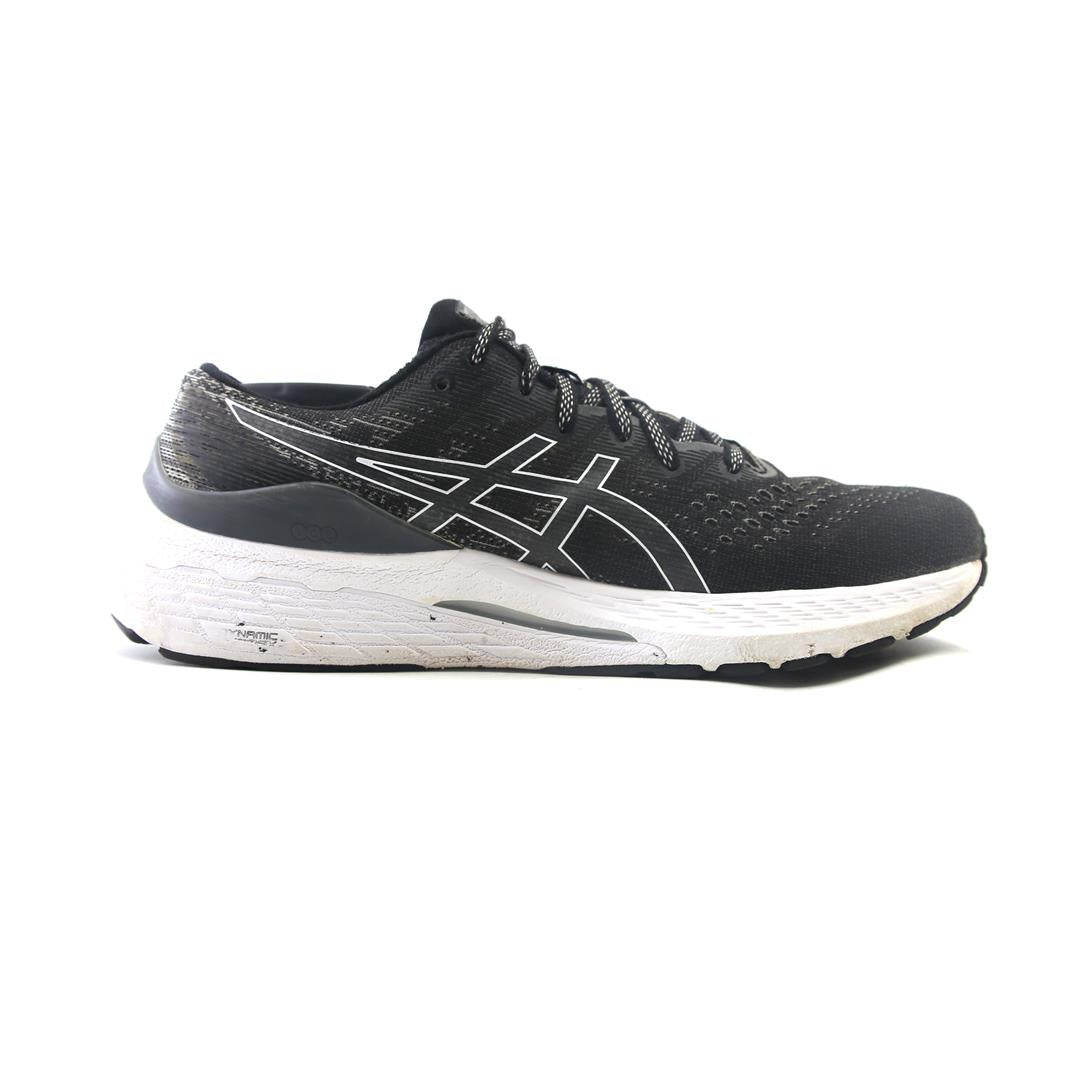 ASICS GEL-KAYANO 28