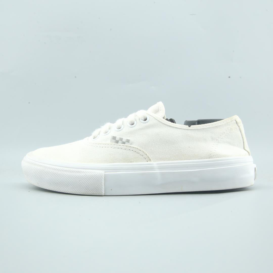 VANS AUTHENTIC