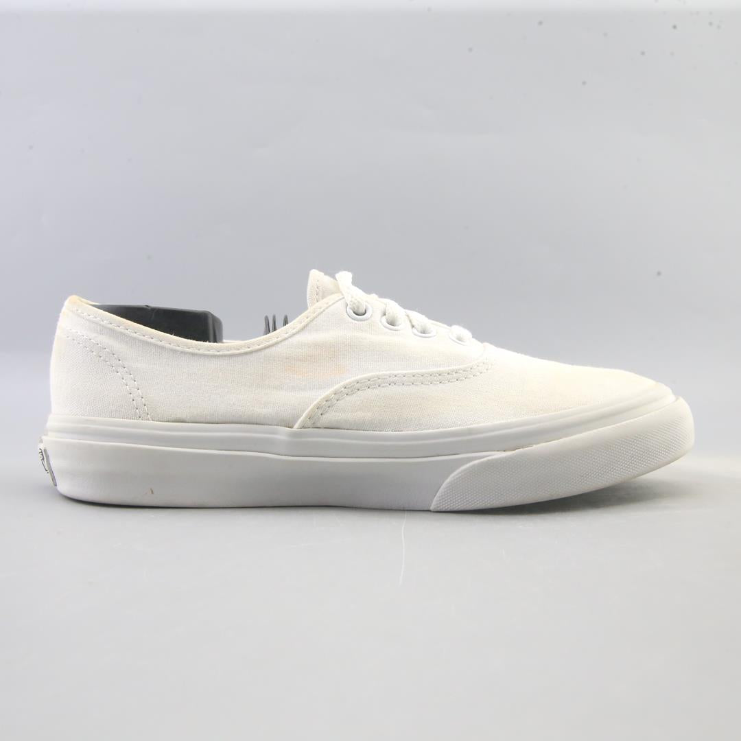 VANS AUTHENTIC