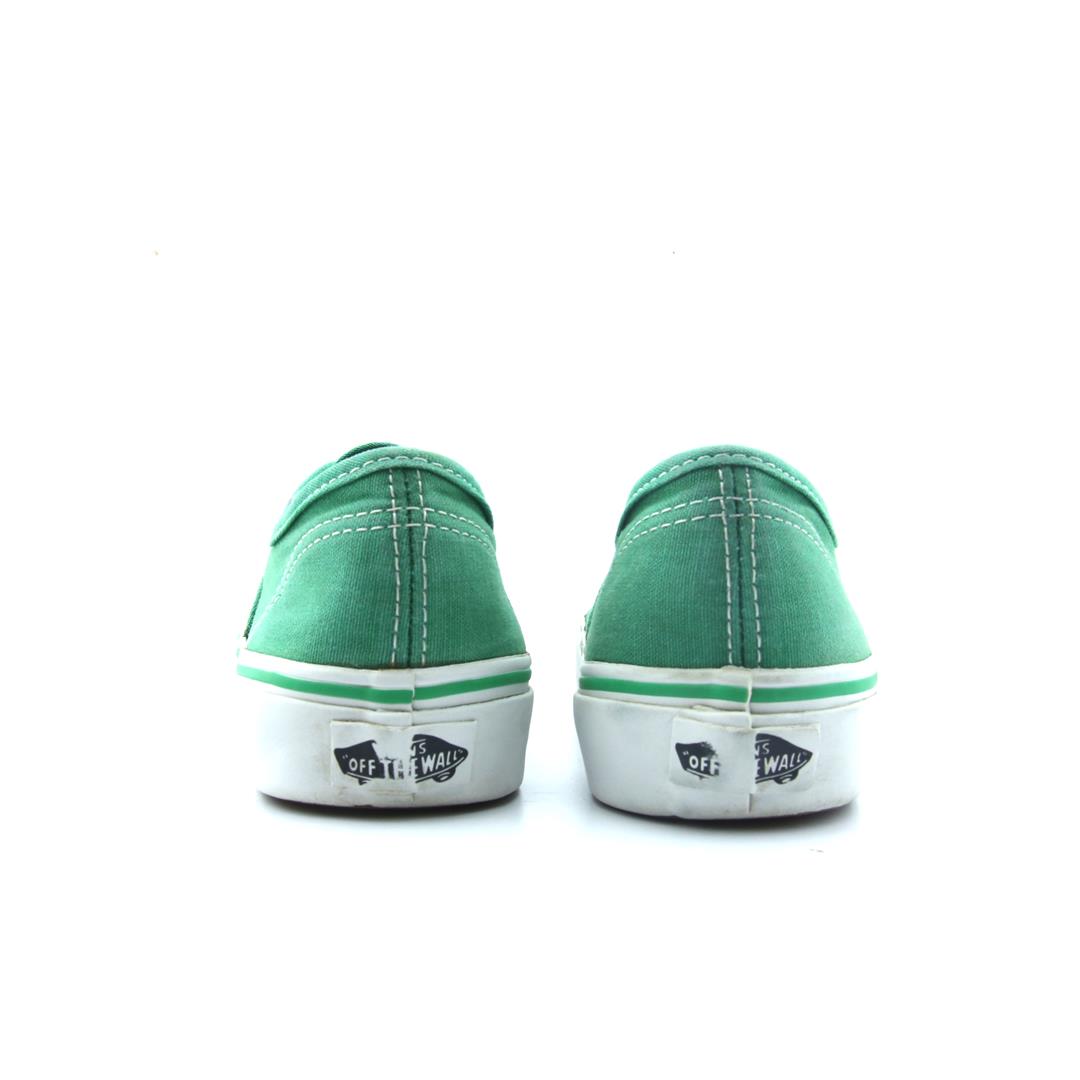 VANS AUTHENTIC