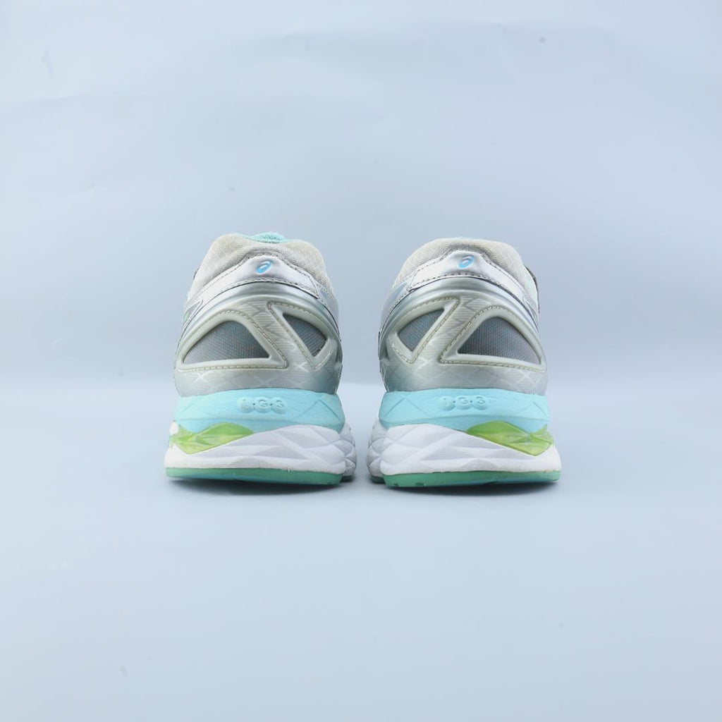 ASICS GEL KAYANO 22