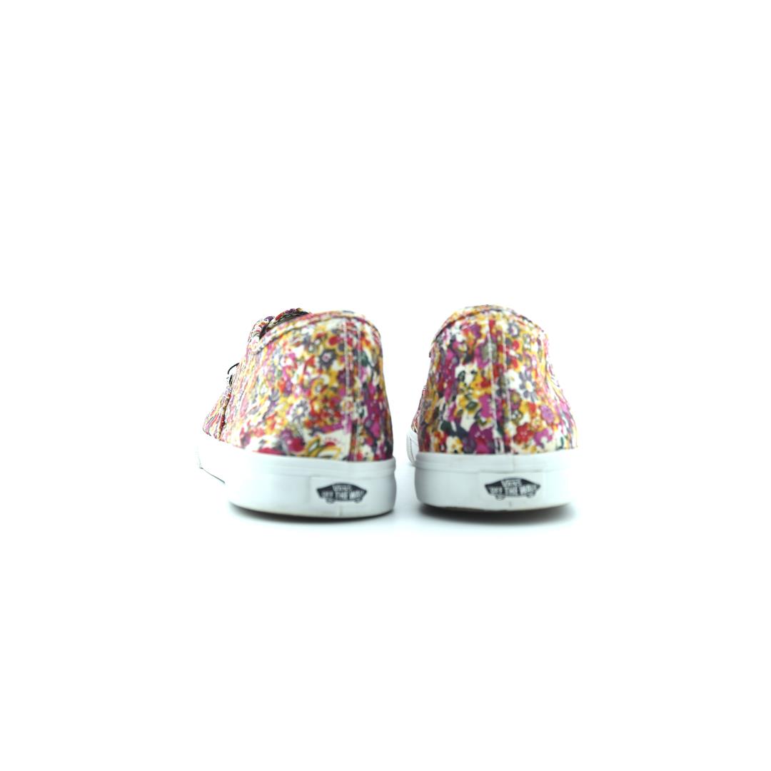 VANS AUTHENTIC