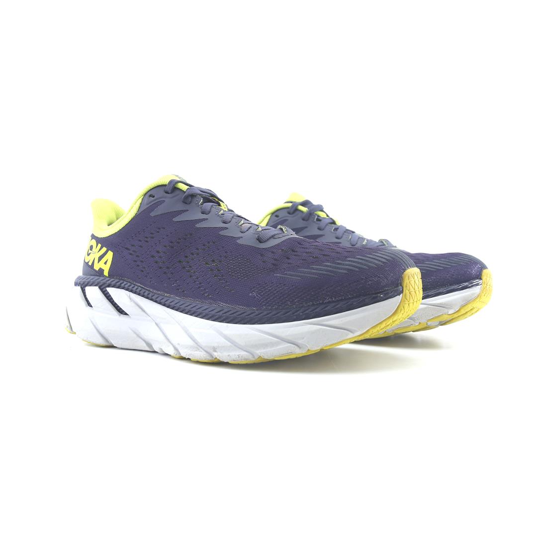 HOKA ONE ONE CLIFTON 7