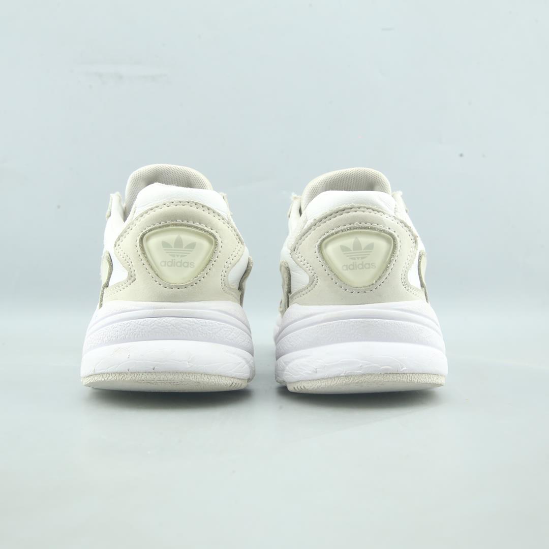 ADIDAS FALCON