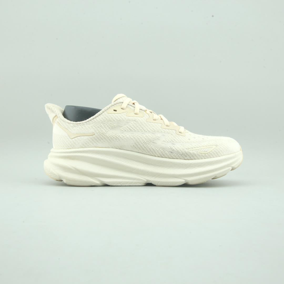 HOKA ONE ONE CLIFTON 9