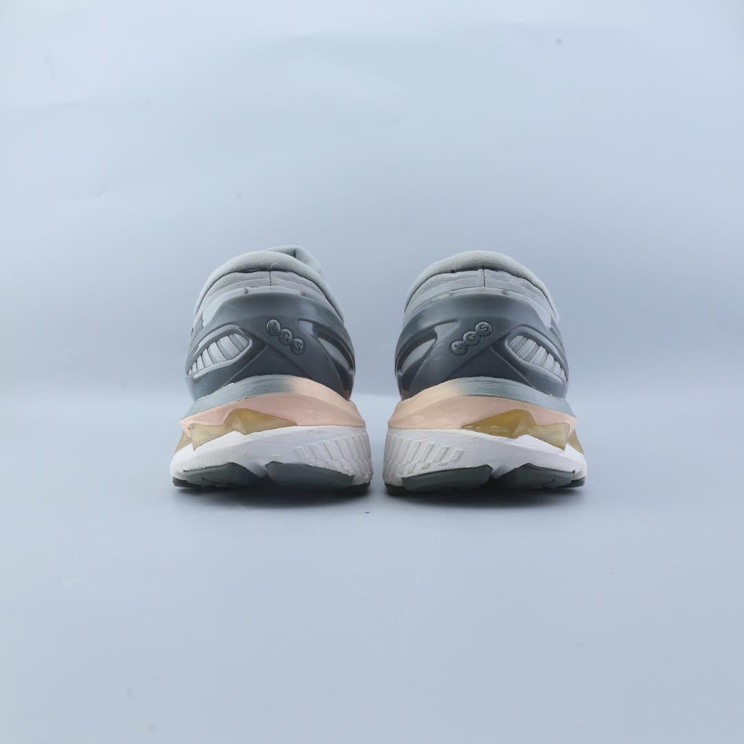 ASICS GEL KAYANO 27