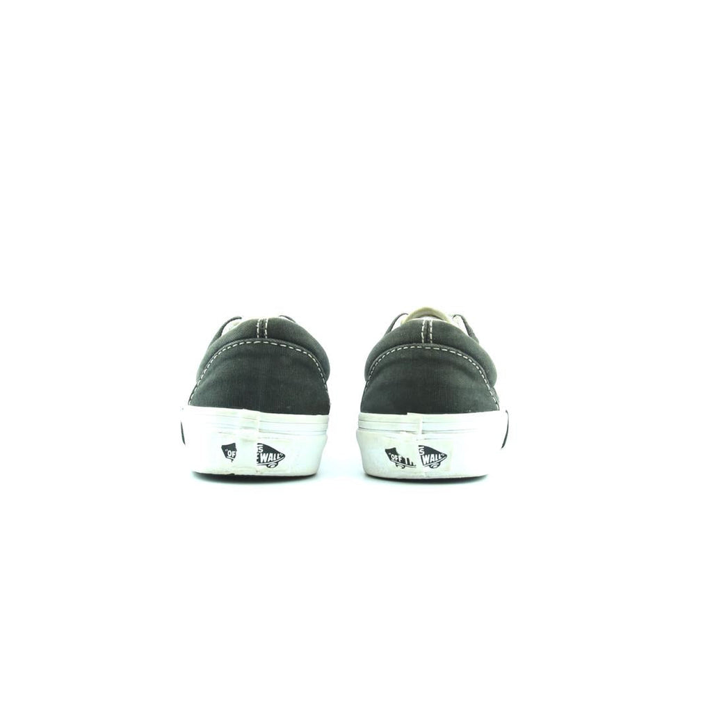 VANS AUTHENTIC