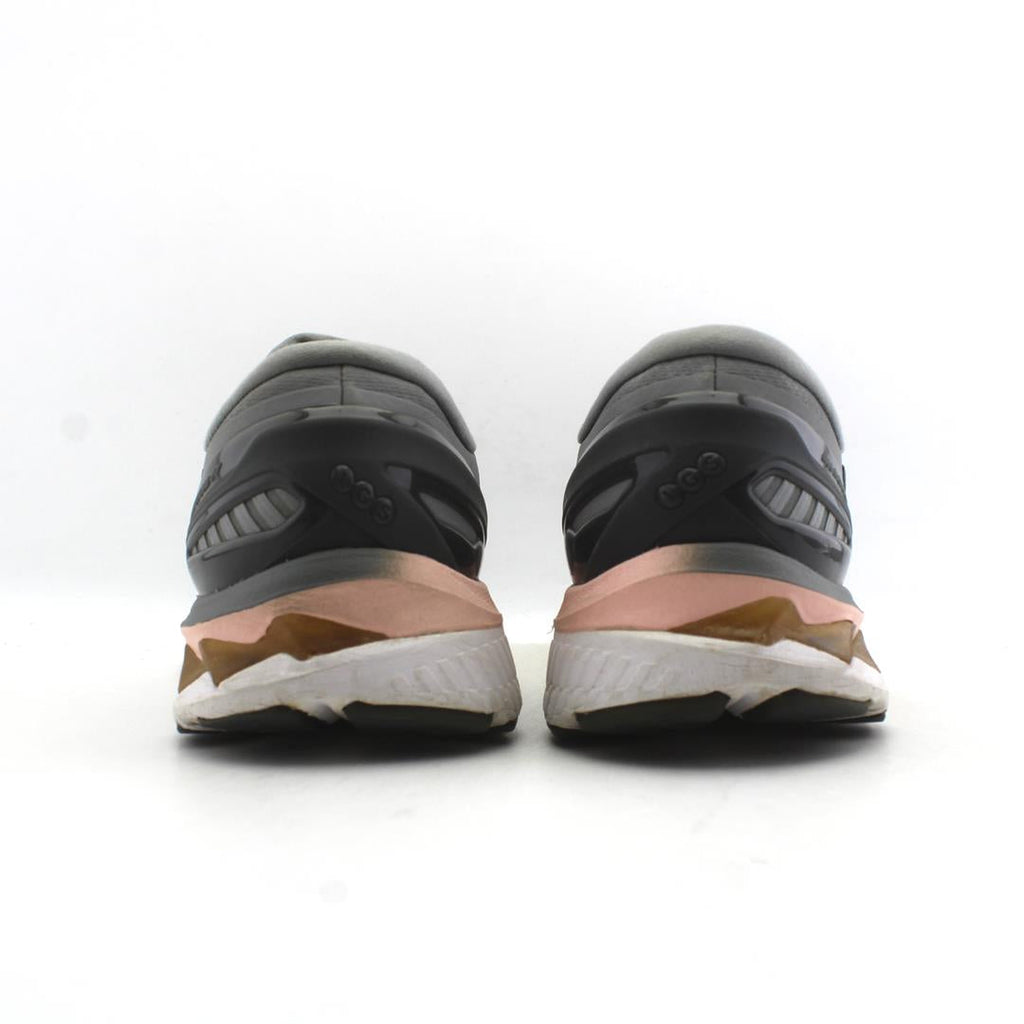 ASICS GEL-KAYANO 27