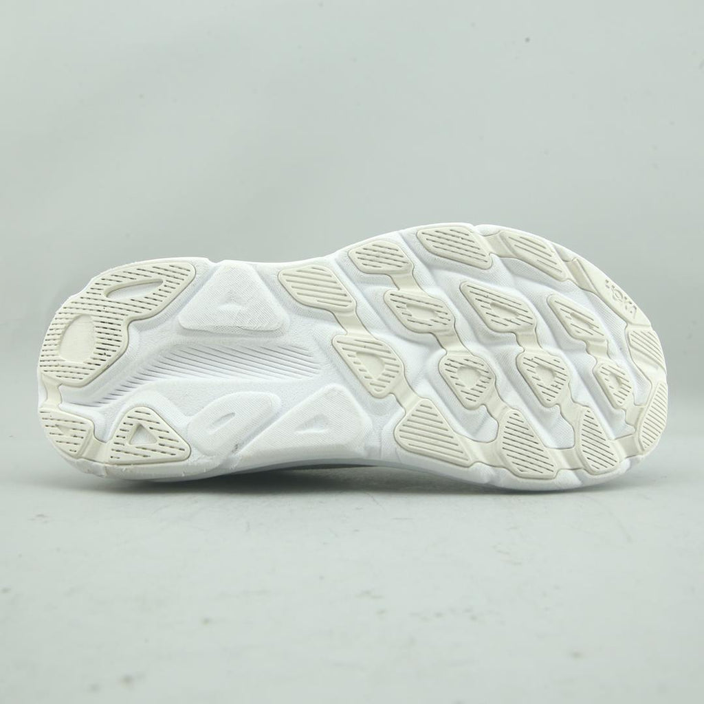 HOKA ONE ONE CLIFTON 9