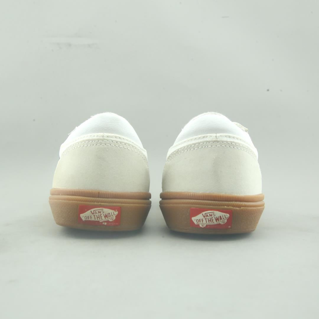 VANS SKATEBOARD
