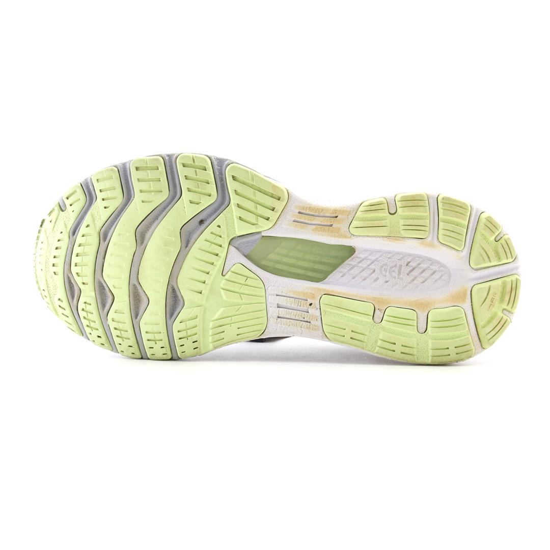 ASICS  GEL KAYANO 28