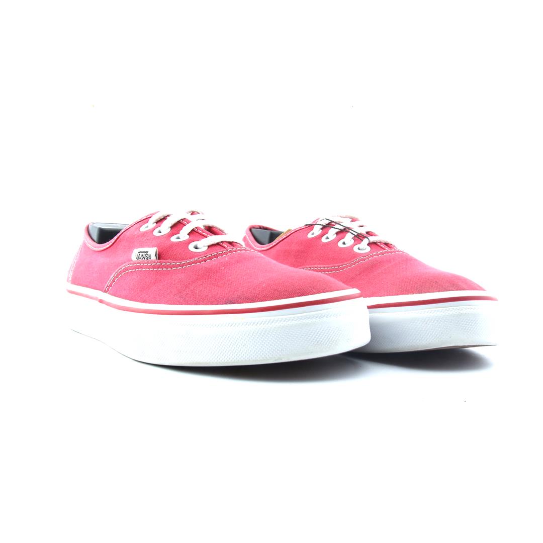 VANS AUTHENTIC