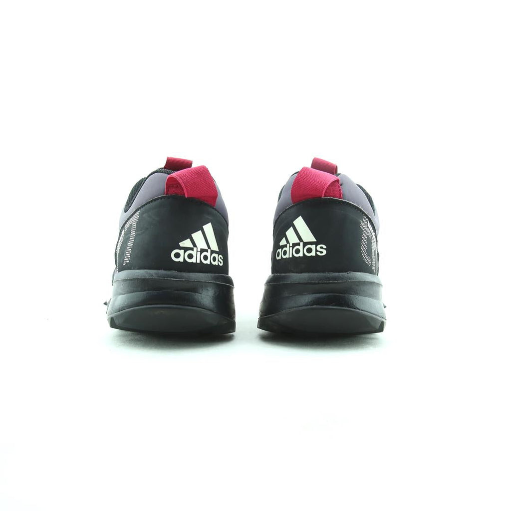 ADIDAS KANADIA TR 7