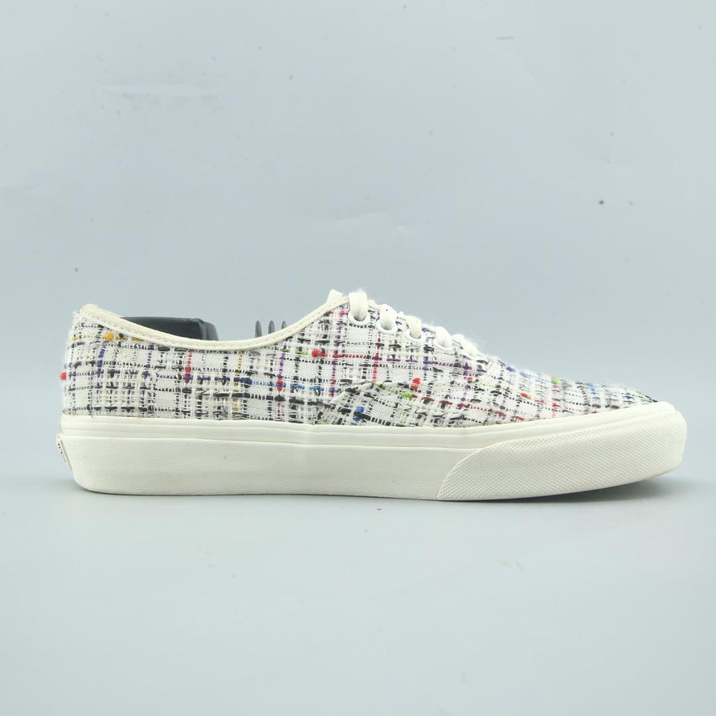VANS AUTHENTIC