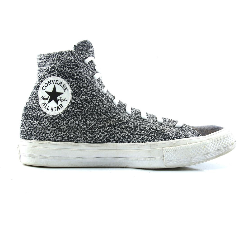 CONVERSE  X CHUCK TAYLOR ALL STAR