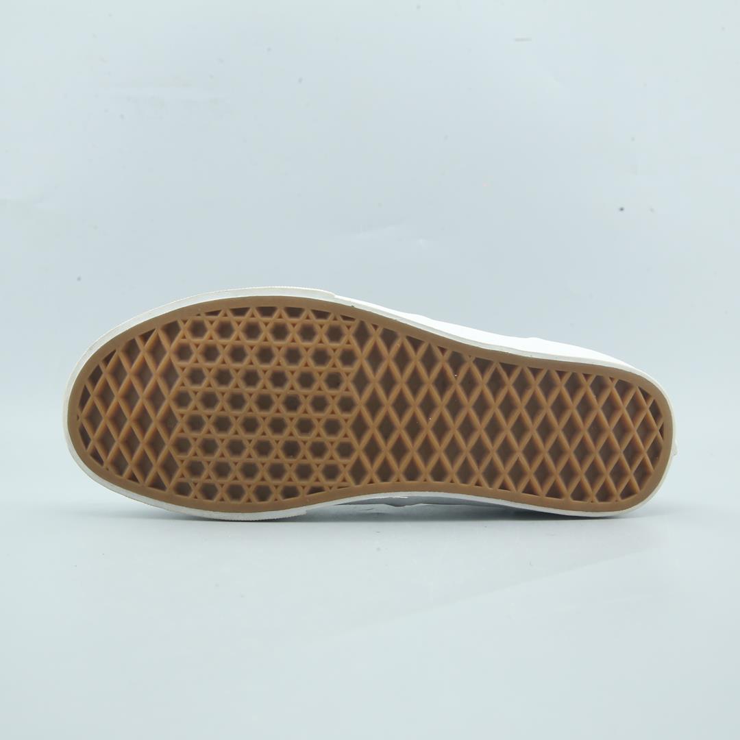 VANS AUTHENTIC