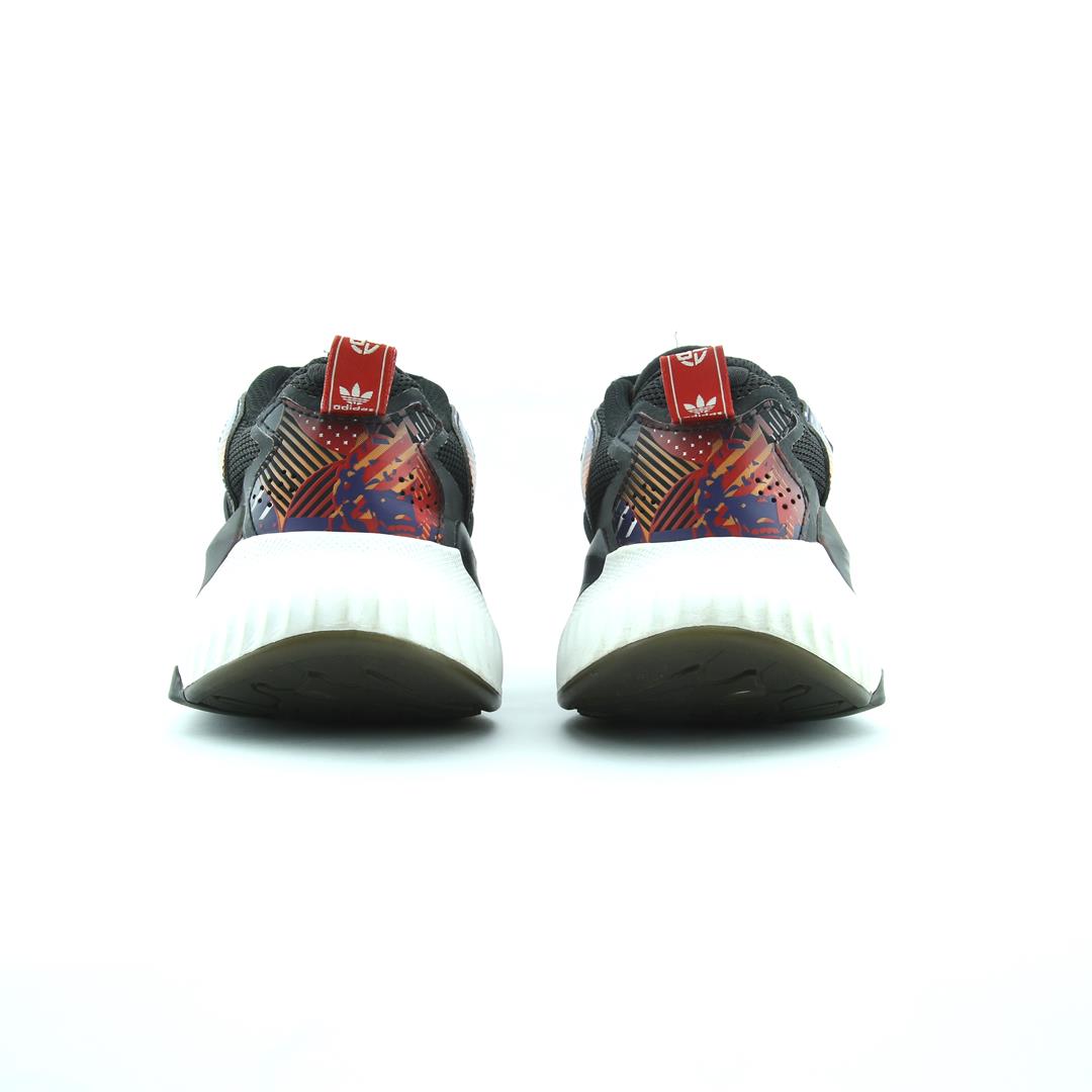 ADIDAS HI-TAIL